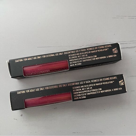 Revolution Lip Euphoria Butter Soft Matte Lip Color Set of 2 Aura - Picture 2 of 3